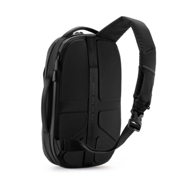 NOMATIC Navigator Sling 10L Black โ NEW - Picture 13 of 16